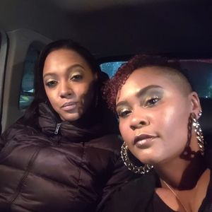 Meet your Posher, Mia